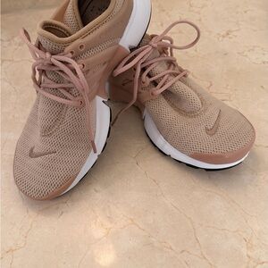 Nike Women's Beige Athletic Shoes